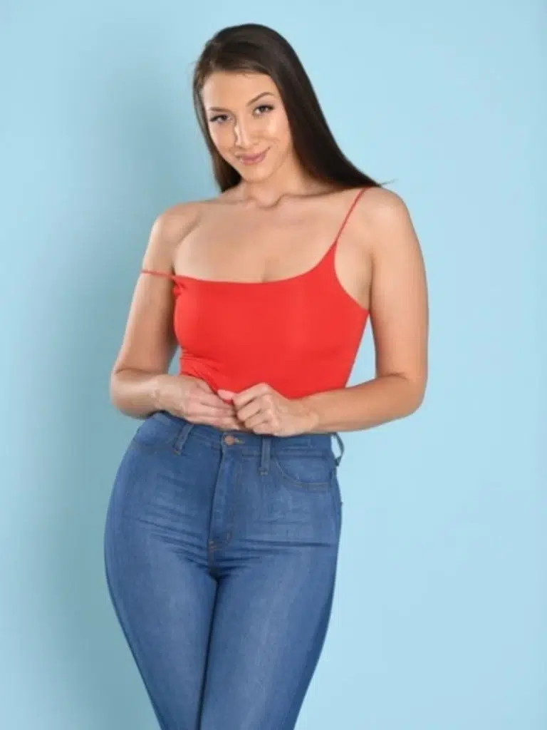 Amanda Gold Biography: Wiki, Age, Career, Height, Weight, Boyfriend, Net Worth & More