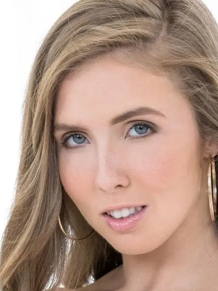 Eva Davai Biography: Wiki, Age, Career, Height, Weight, Boyfriend, Net Worth & More
